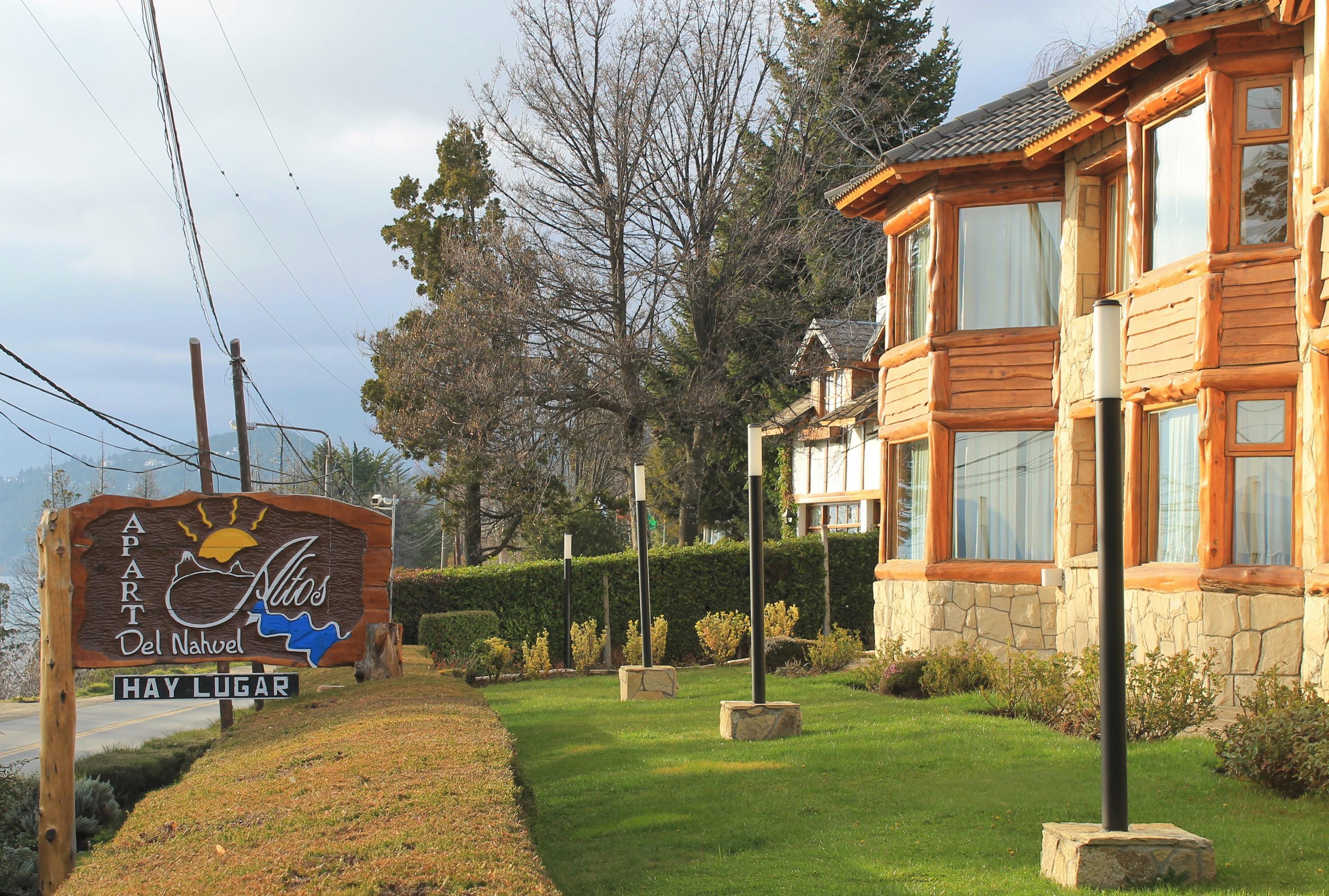 Apart Altos Del Nahuel San Carlos de Bariloche Exteriör bild